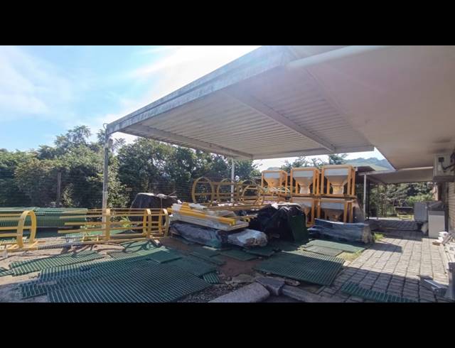 1,397M² WAREHOUSE TO LET IN MAHOGANY RIDGE